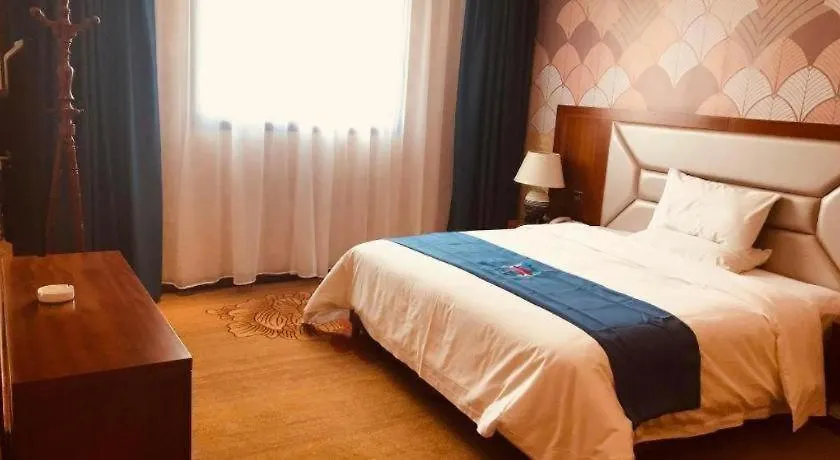 Pai Hotel-Luoyang Dingding Bei Road Hongjin Logistics International Peony Garden 2*, Лоян Китай