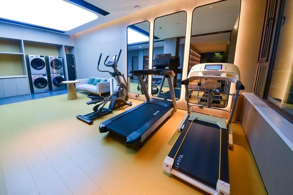 Pai Hotel-Luoyang Dingding Bei Road Hongjin Logistics International Peony Garden 2*, Лоян
